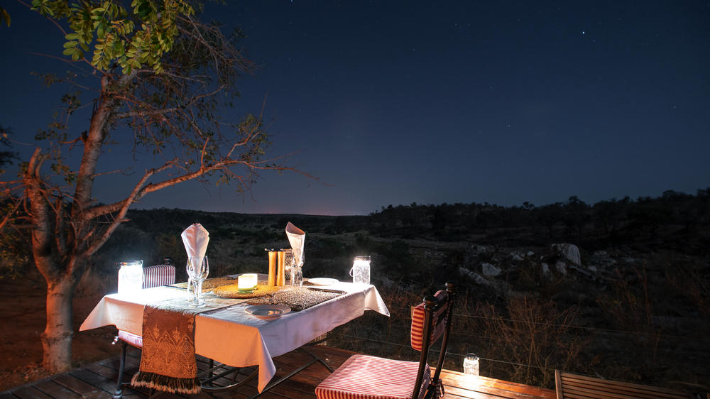 Ivory Wilderness River Rock Lodge