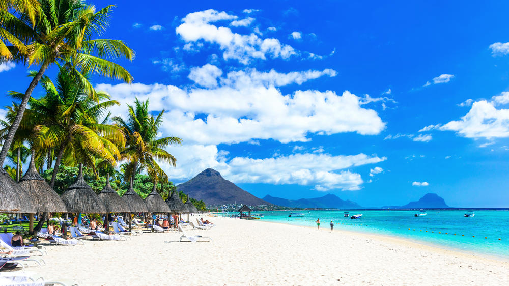 Flic En Flac Beach
