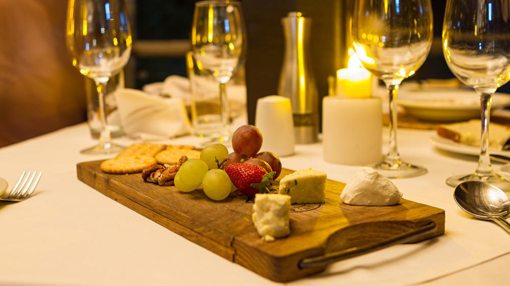 Rhino Post Safari Lodge