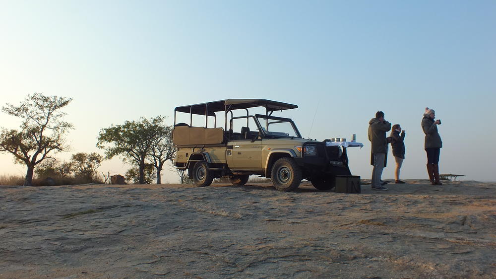 Rhino Post Safari Lodge