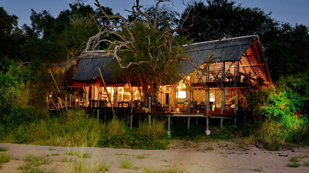 South Africa - 4-day Greater Kruger Walking Safari with Rhino Post & Rhino Plains - Private accommodated