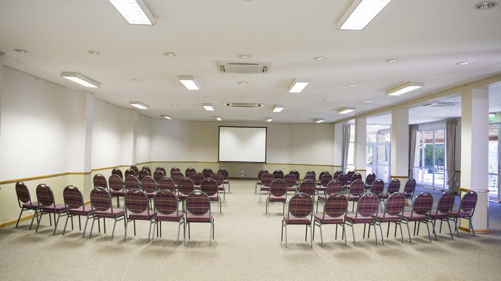 Cathedral Peak Hotel