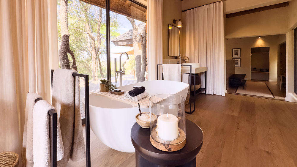 Madikwe Hills Private Game Lodge