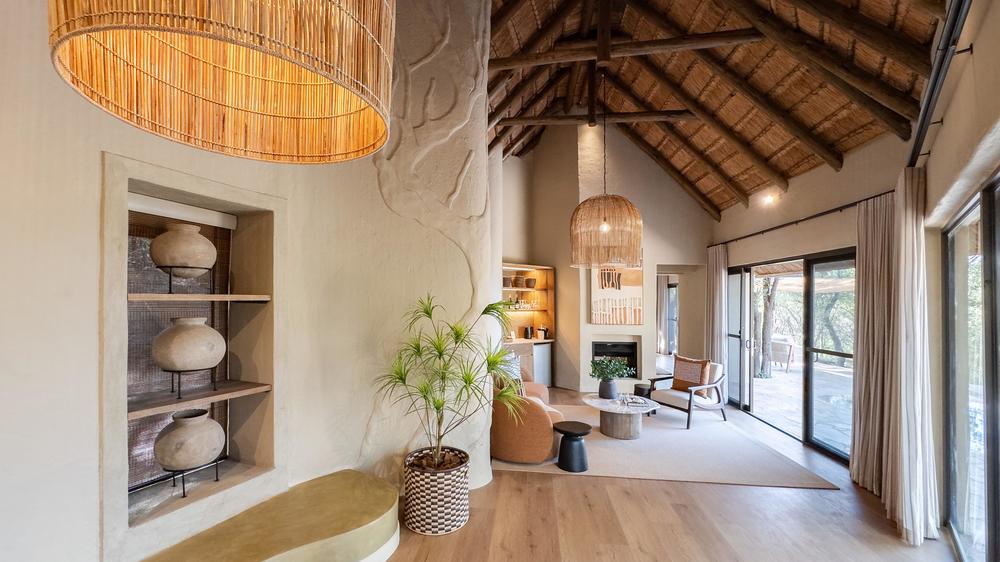 Madikwe Hills Private Game Lodge