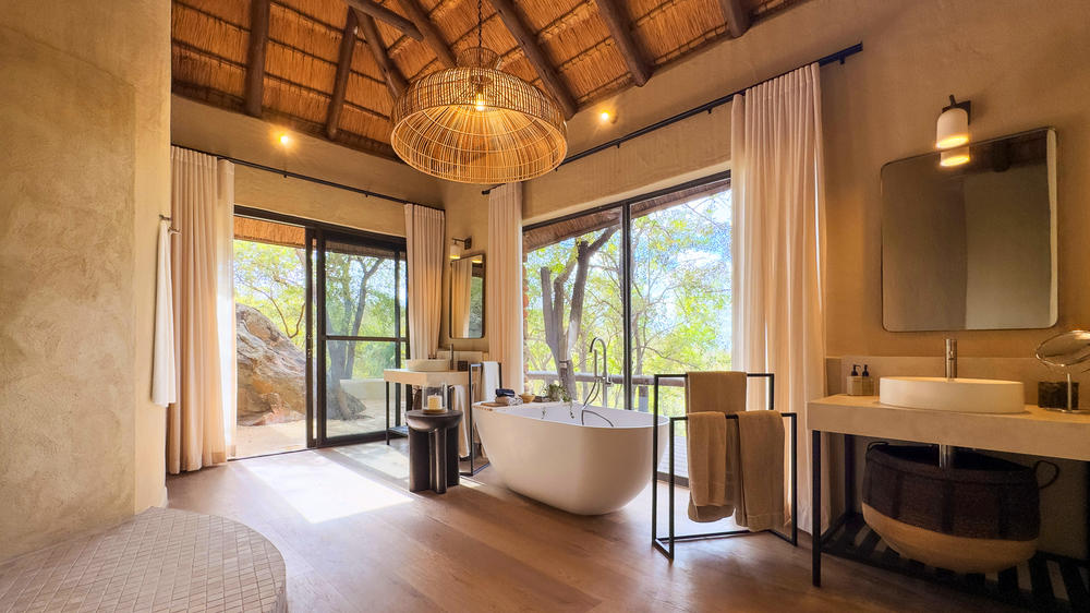 Madikwe Hills Private Game Lodge