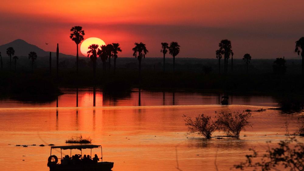 Lake Manze Tented Camp