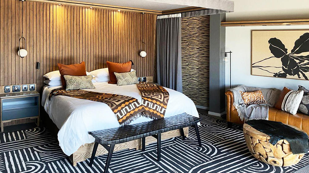 Tuningi Safari Lodge