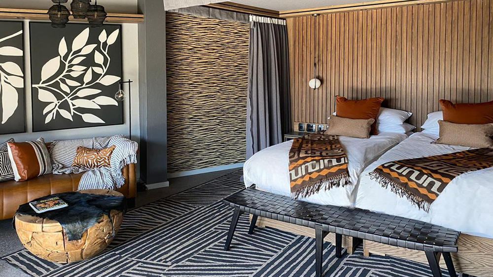 Tuningi Safari Lodge