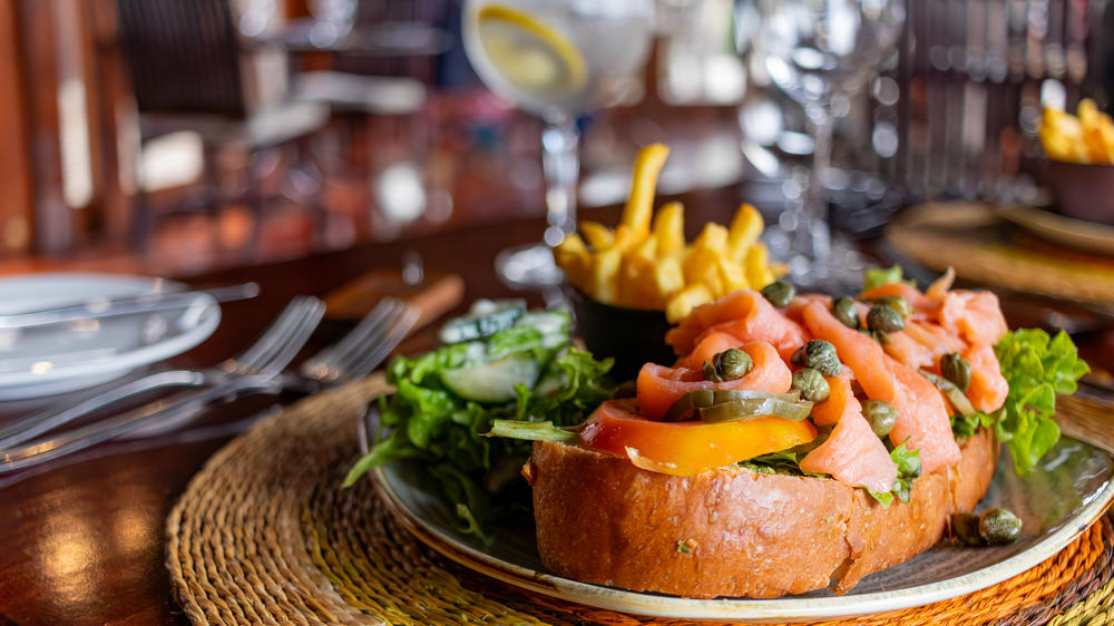 Pumba Msenge Bush Lodge