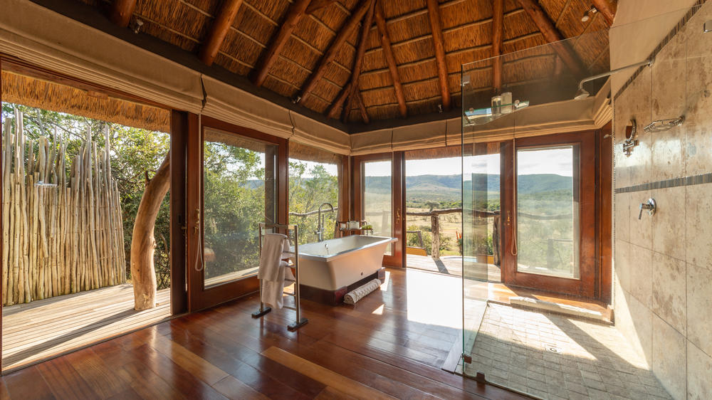 Pumba Msenge Bush Lodge