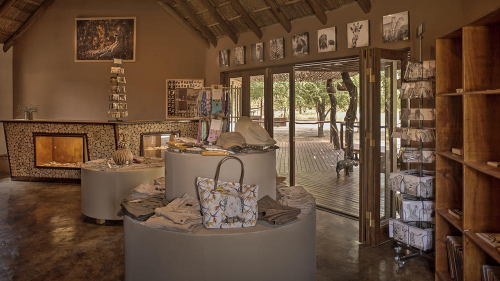 Deception Valley Lodge