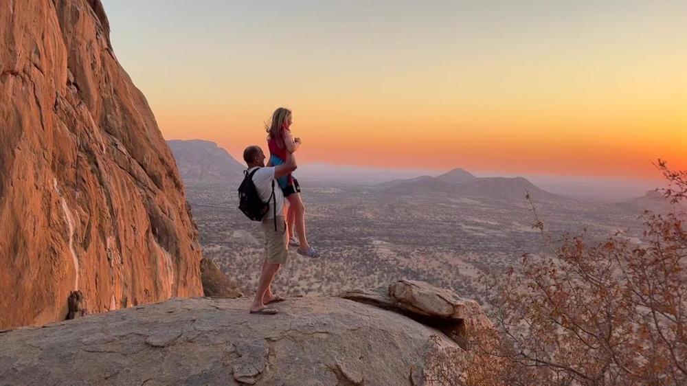 Erongo Rocks - Farmhouse & Camping