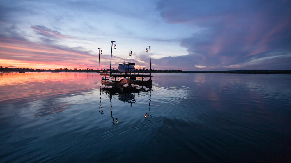 Sindabezi Island Lodge