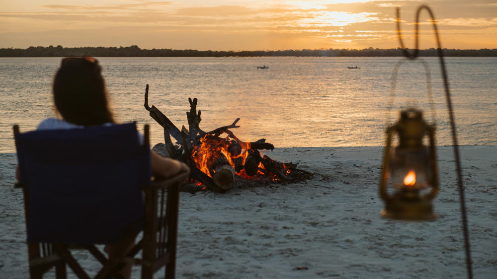 Lazy Lagoon Island Lodge