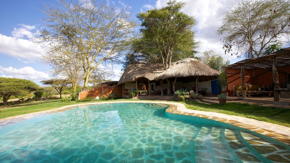 Elewana Lewa Safari Camp