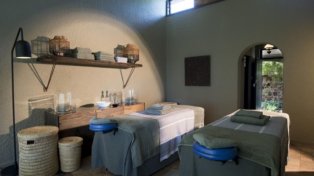 African Bush Camps Bumi Hills Safari Lodge