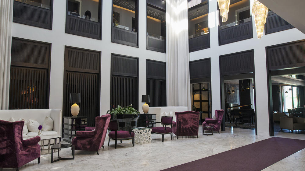 Queen Victoria Hotel