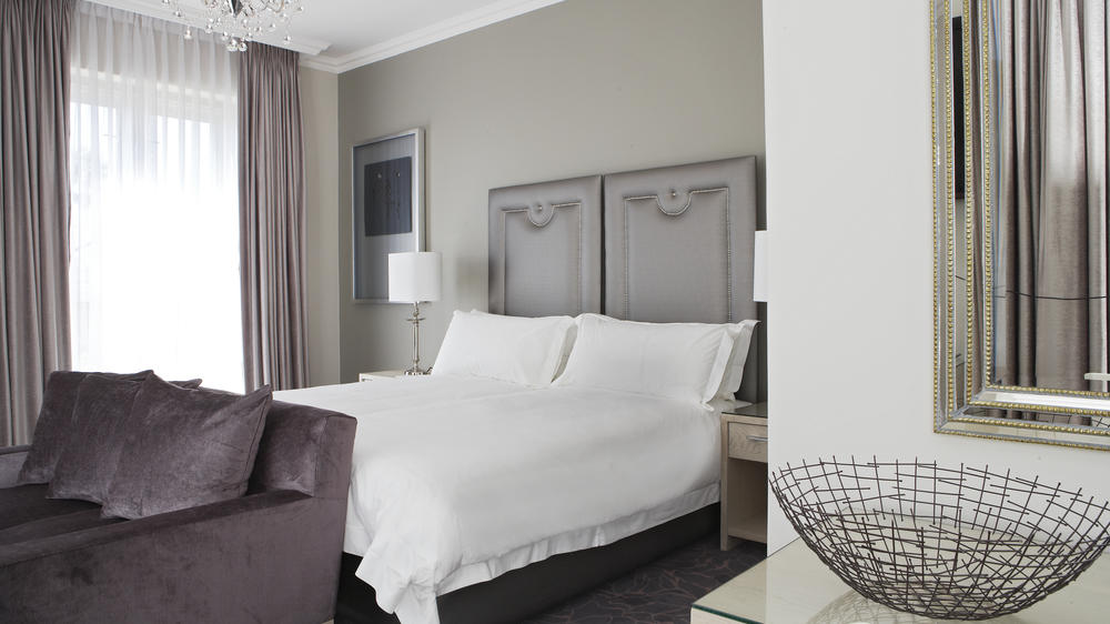 Queen Victoria Hotel