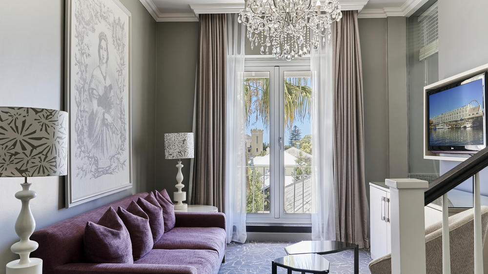 Queen Victoria Hotel