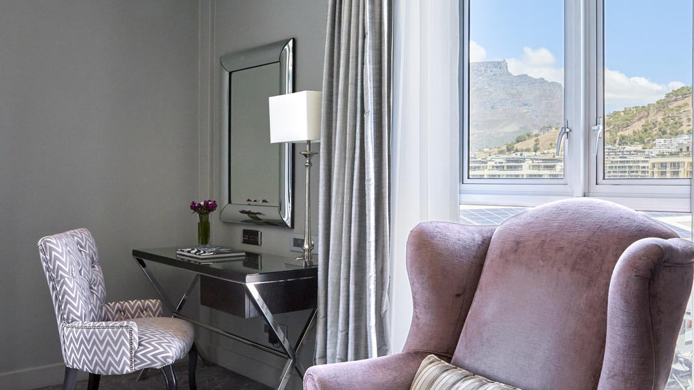 Queen Victoria Hotel