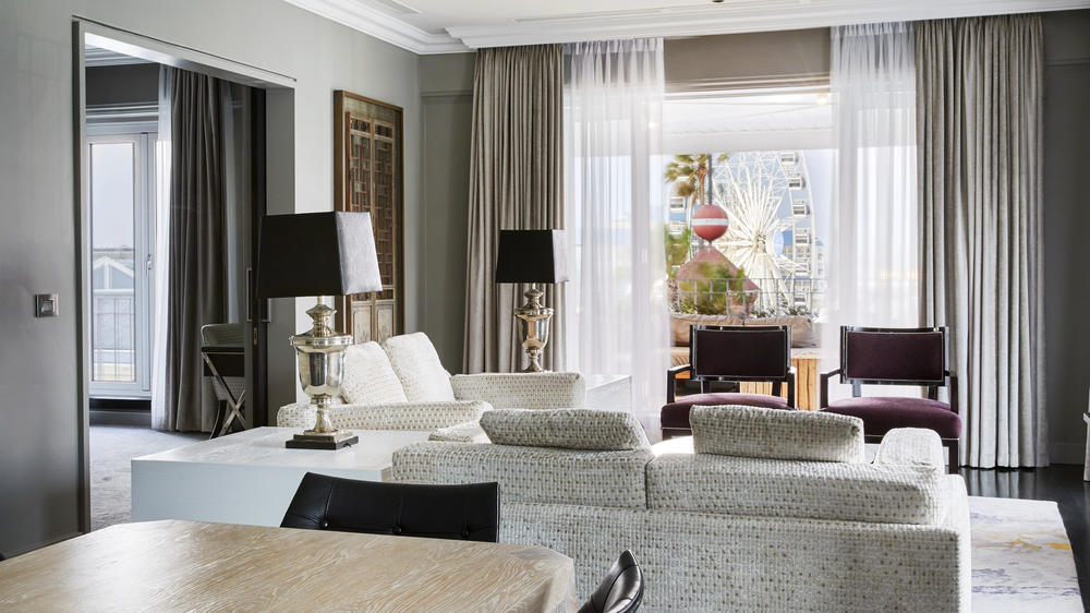 Queen Victoria Hotel