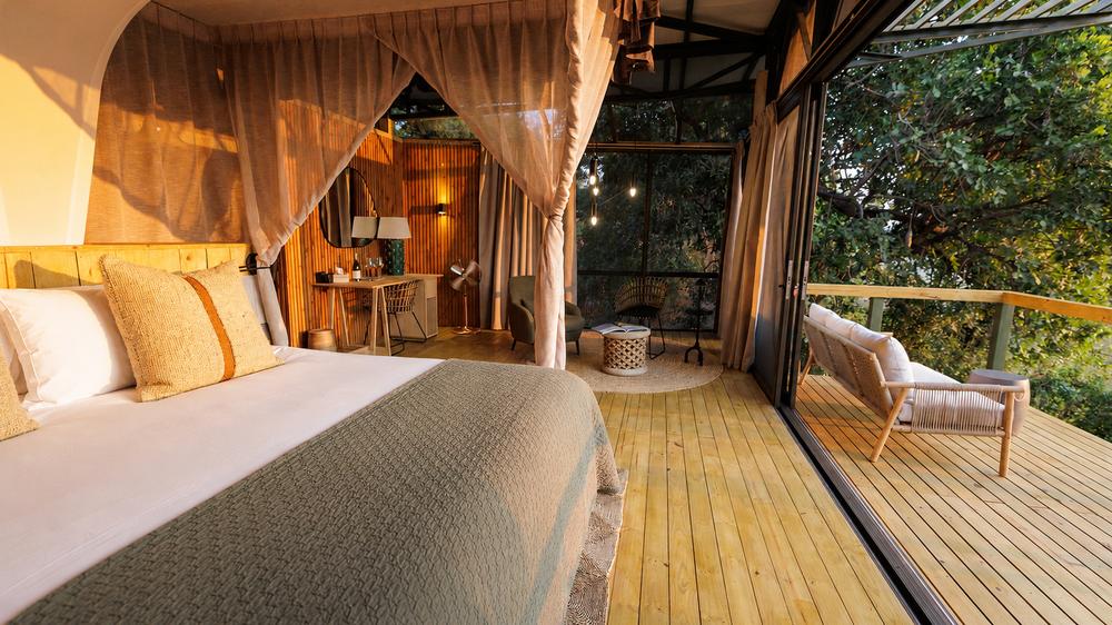 Shawa Luangwa Camp