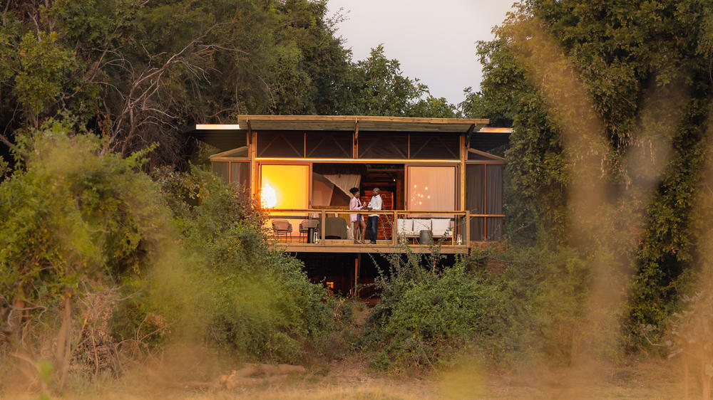 Shawa Luangwa Camp