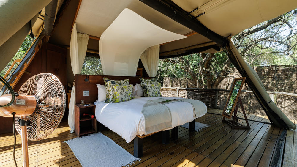 Shawa Luangwa Camp