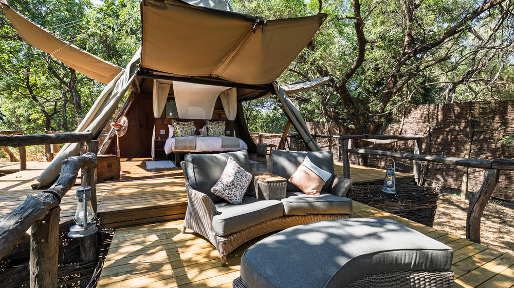 Shawa Luangwa Camp