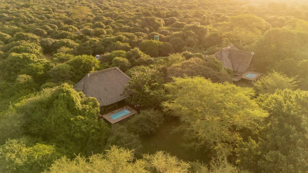 Rhino River Lodge