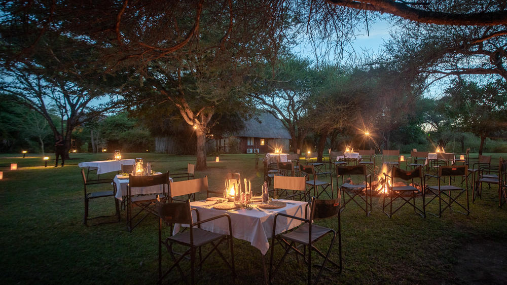 Rhino River Lodge