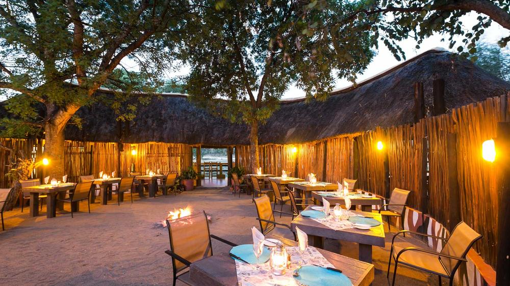 Umkumbe Safari Lodge Riverside