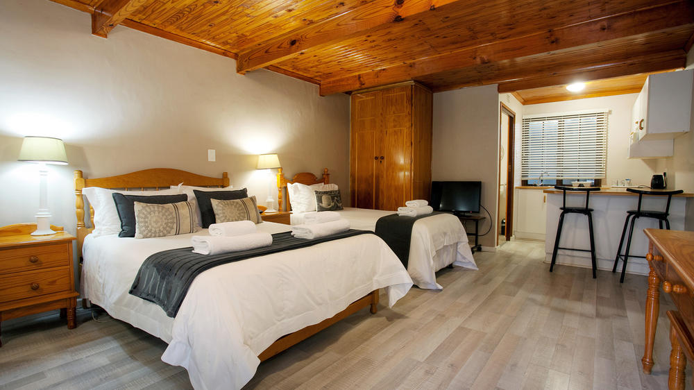 Tsitsikamma Village Inn