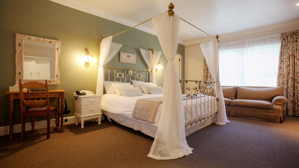 Tsitsikamma Village Inn