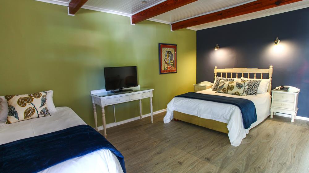 Tsitsikamma Village Inn