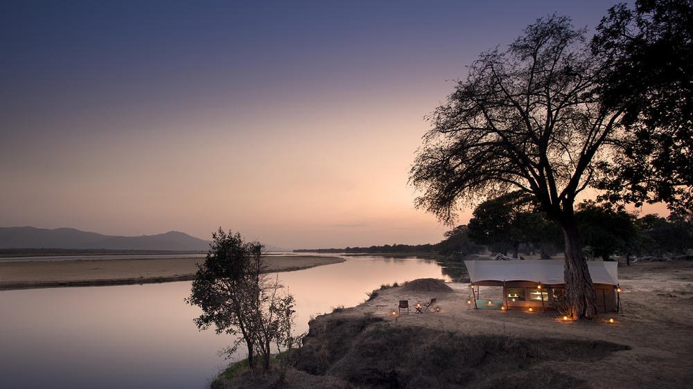 Zimbabwe - 4-day Mana Pools Safari at Zambezi Expeditions Camp - Private Fly-in