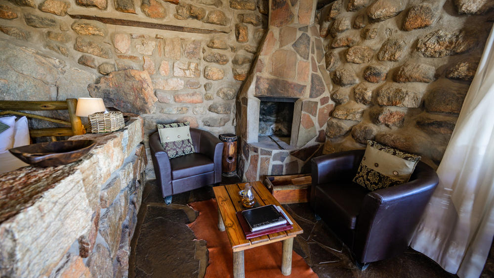 Klein-Aus Vista Geisterschlucht Cabin Gondwana Collection Namibia