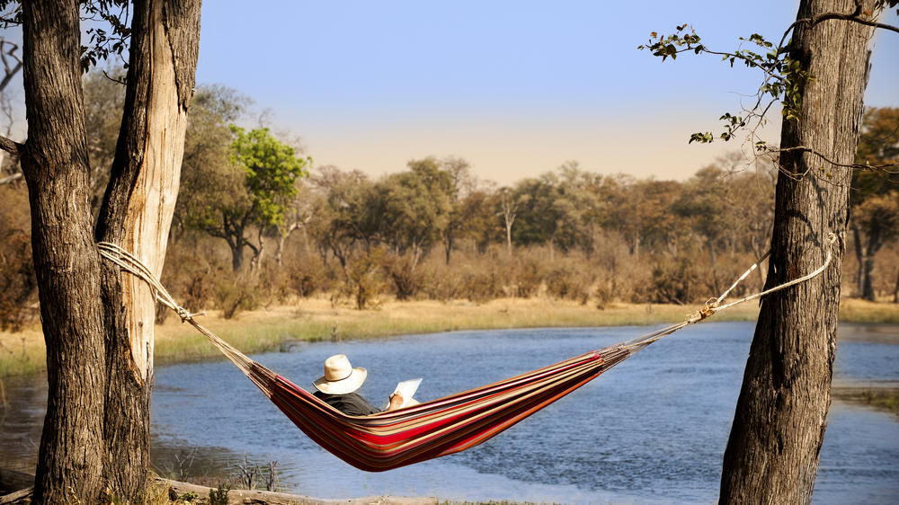 Selinda Explorers Camp