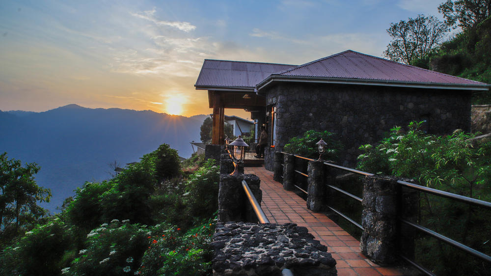 Nkuringo Gorilla Lodge