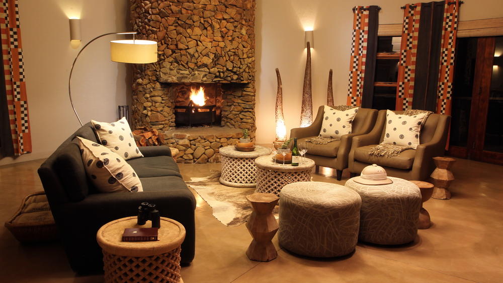 Nambiti Plains Private Game Lodge