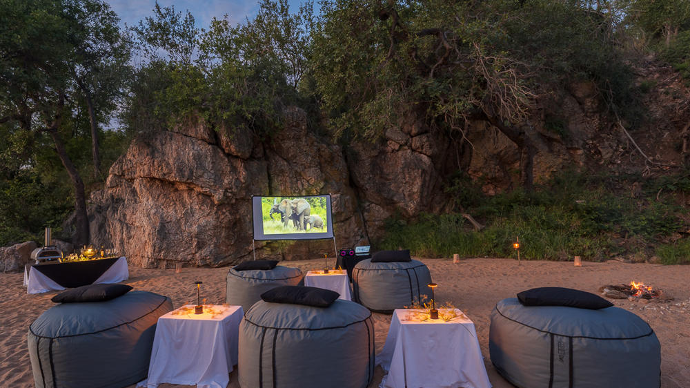 Makumu Private Game Lodge