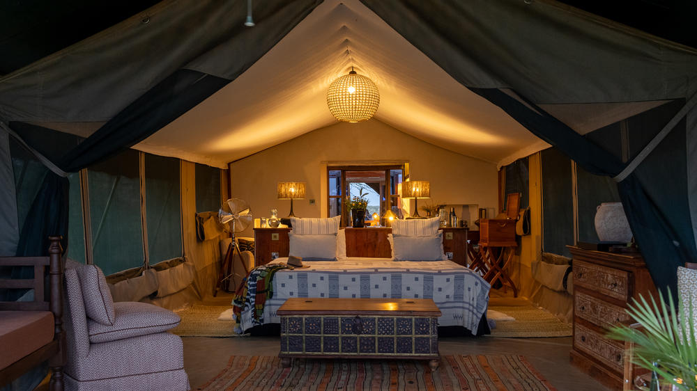 Hemingways River Camp Mara