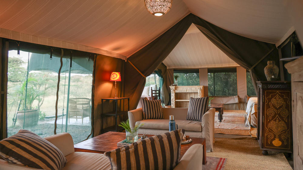 Hemingways River Camp Mara