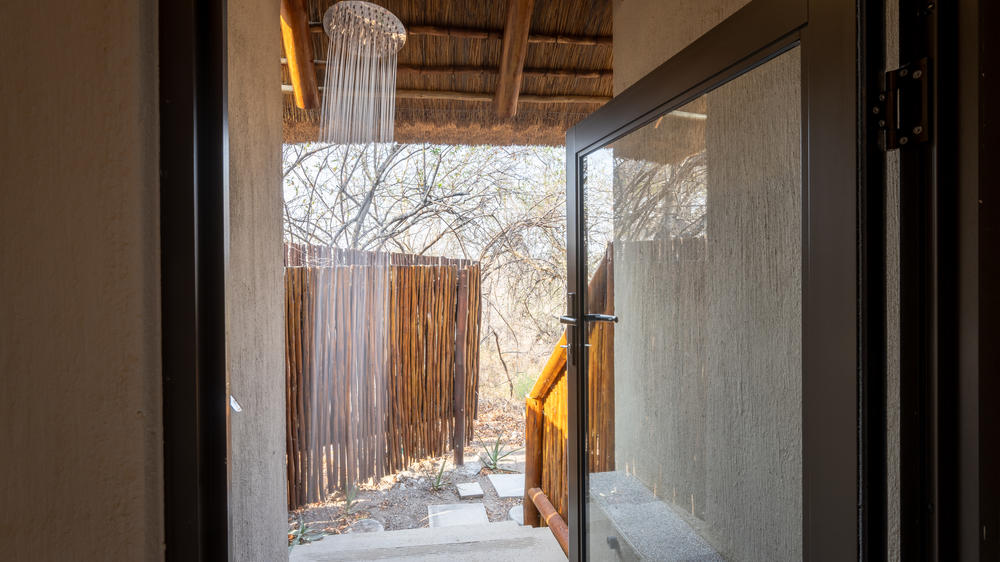 Sausage Tree Safari Camp