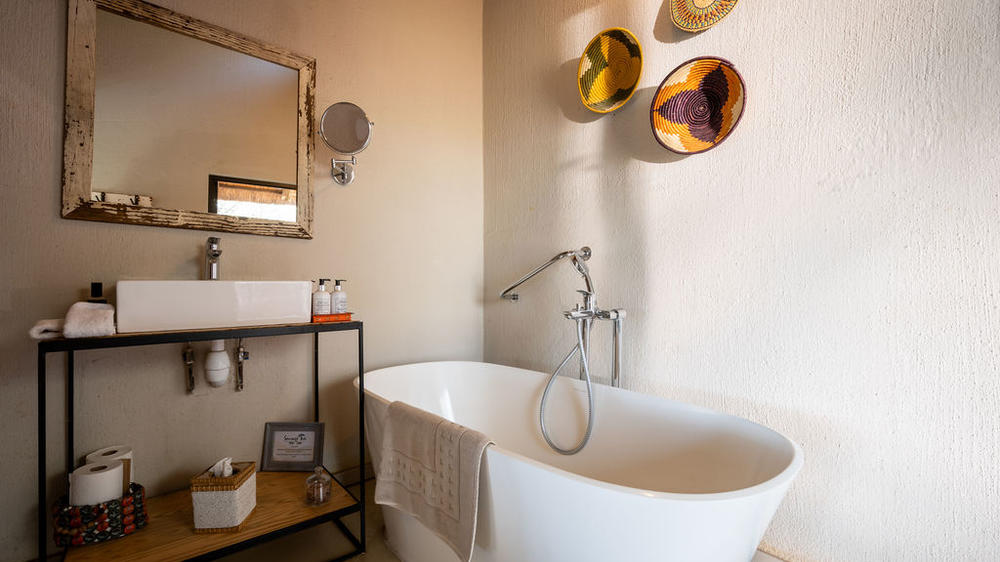 Sausage Tree Safari Camp