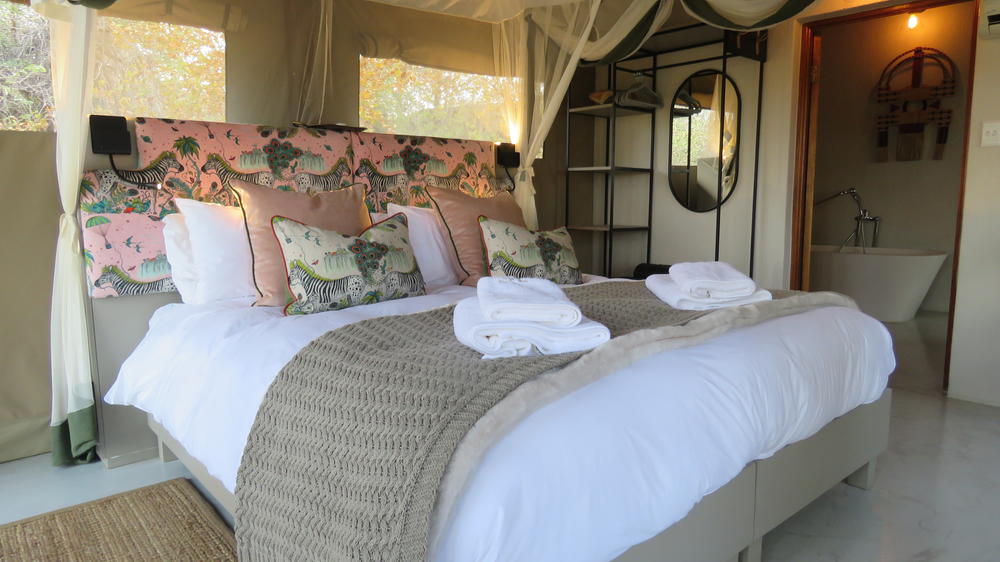 Sausage Tree Safari Camp
