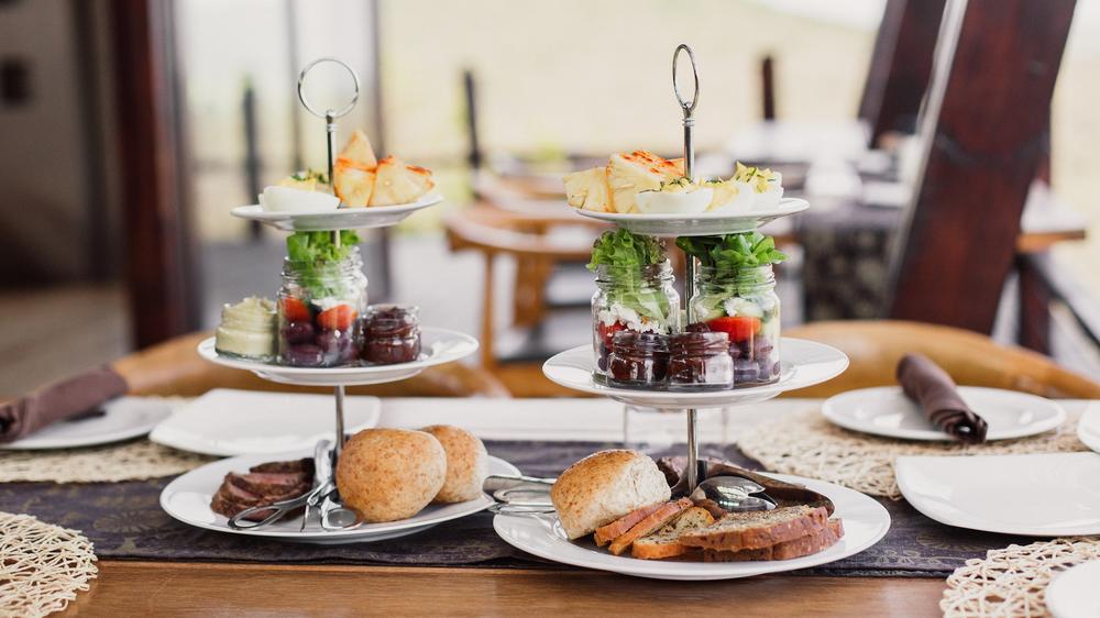 Rhino Ridge Safari Lodge