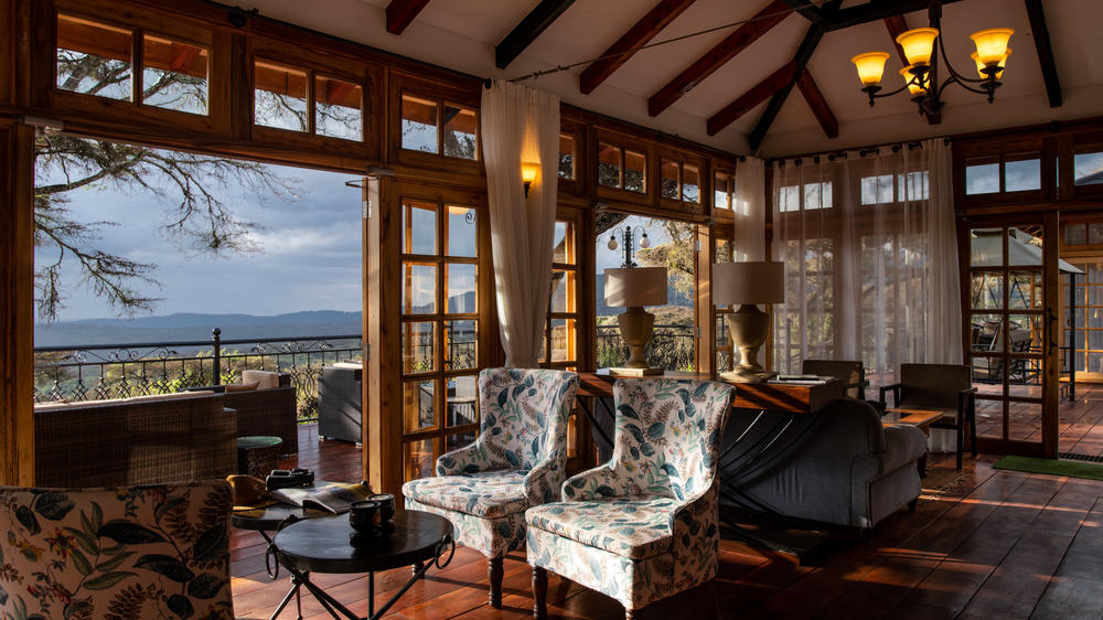 Ngorongoro Lion's Paw