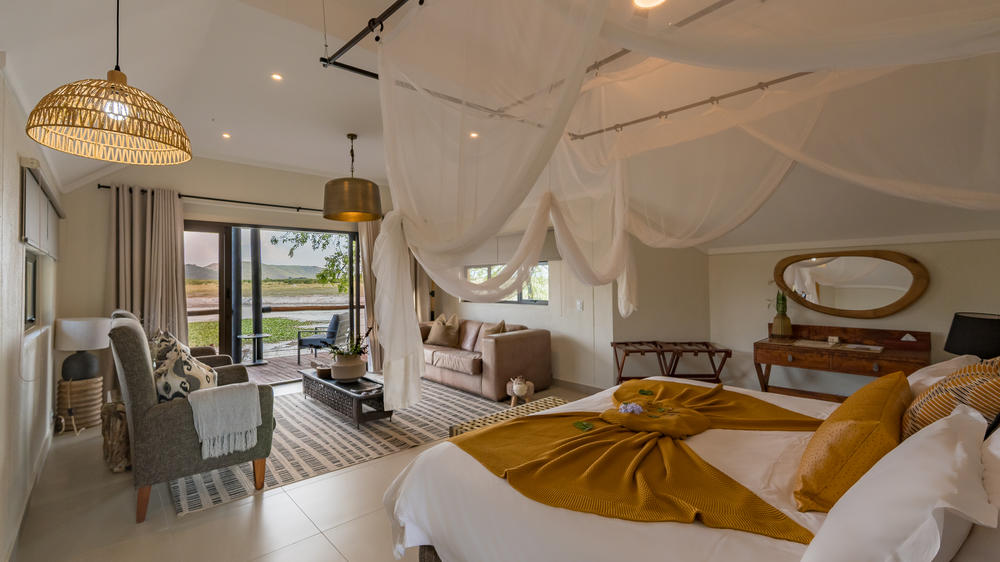 Tau Game Lodge