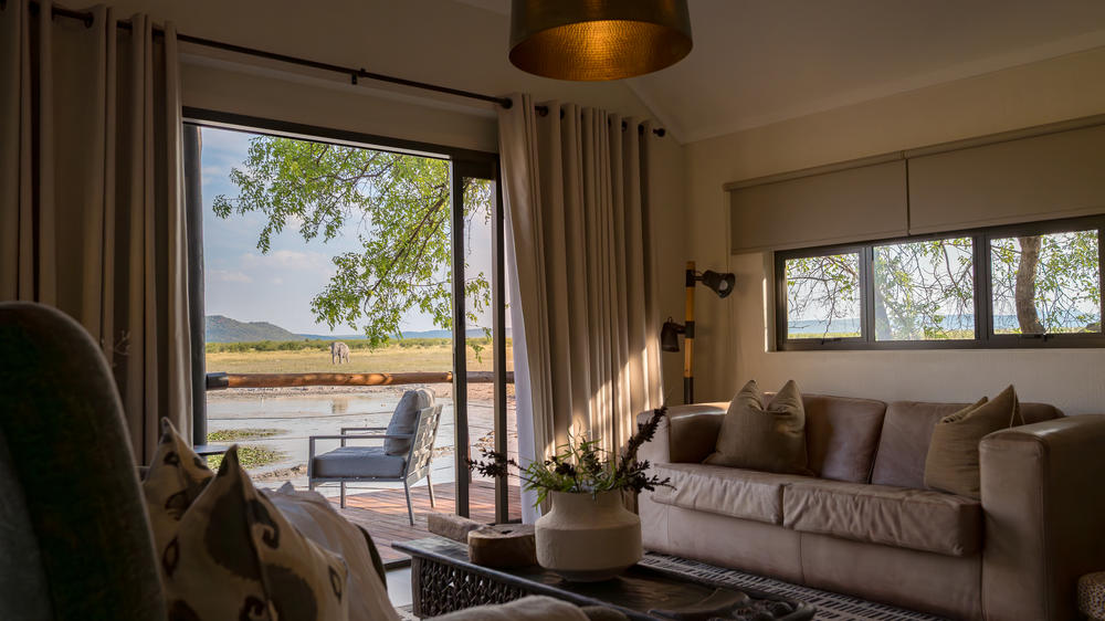 Tau Game Lodge